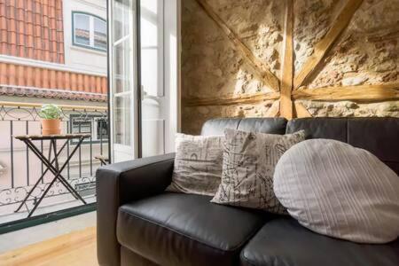Old Town Chiado Balcony Aircon By Ld Apartments Lisbona Esterno foto