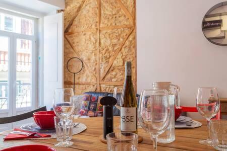 Old Town Chiado Balcony Aircon By Ld Apartments Lisbona Esterno foto