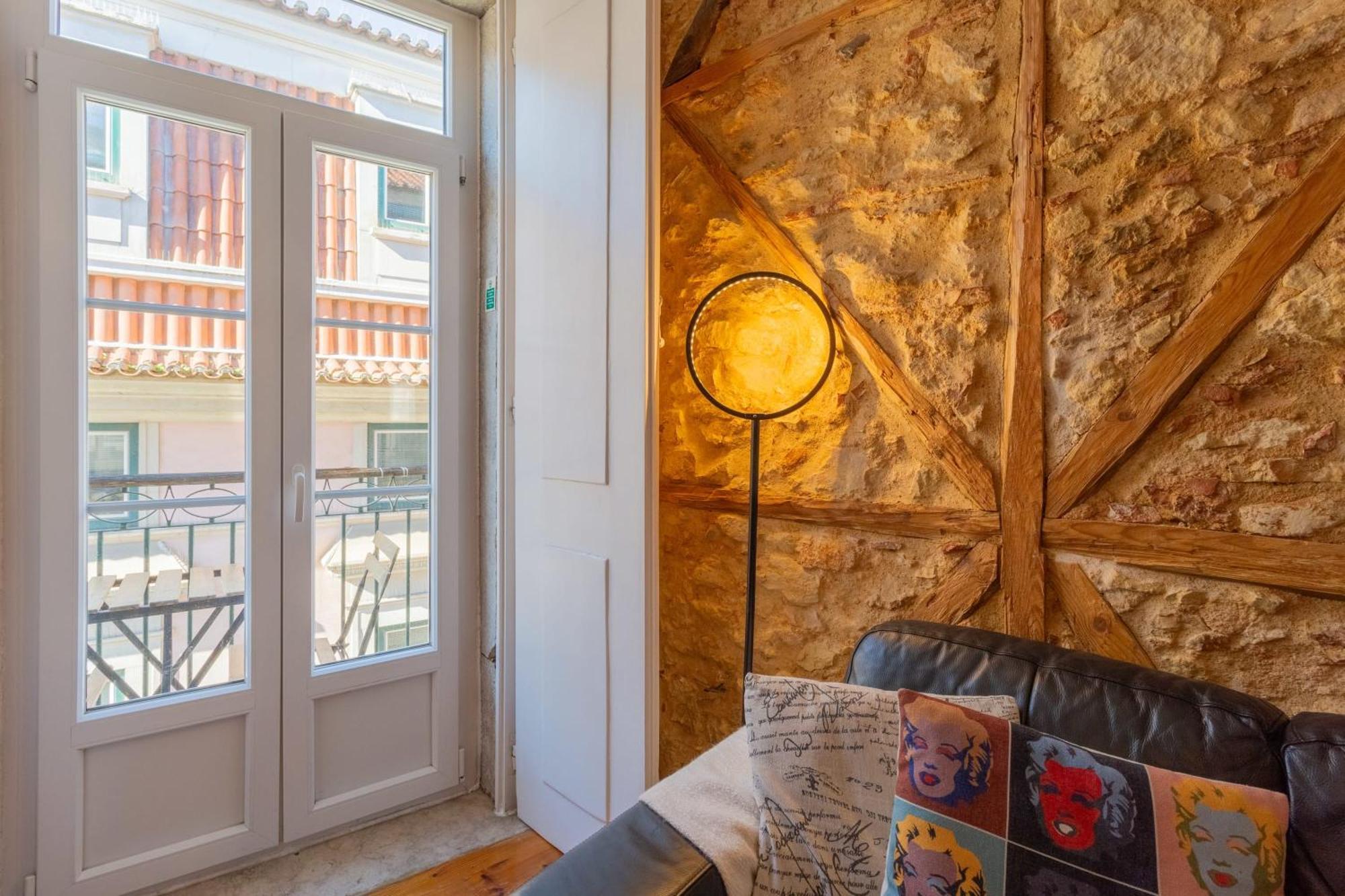 Old Town Chiado Balcony Aircon By Ld Apartments Lisbona Esterno foto